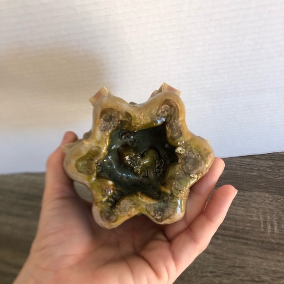 1970s Hand Carved Ribbon Twist Candle - Picture 7 of 11